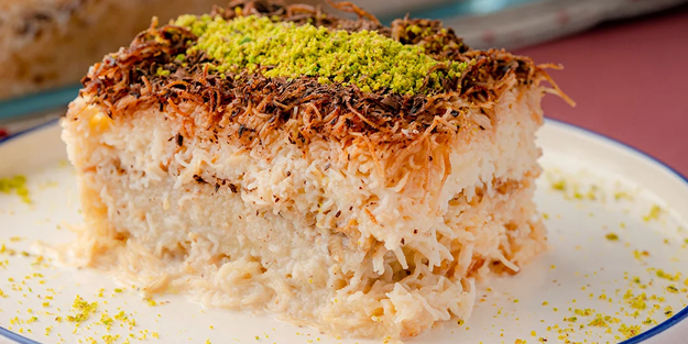 Soğuk kadayıf tatlısı: Sıcaklarda kadayıf yenir mi demeyin, bir bir yerine çokça yeniyor! Nasıl bir lezzet tadın!