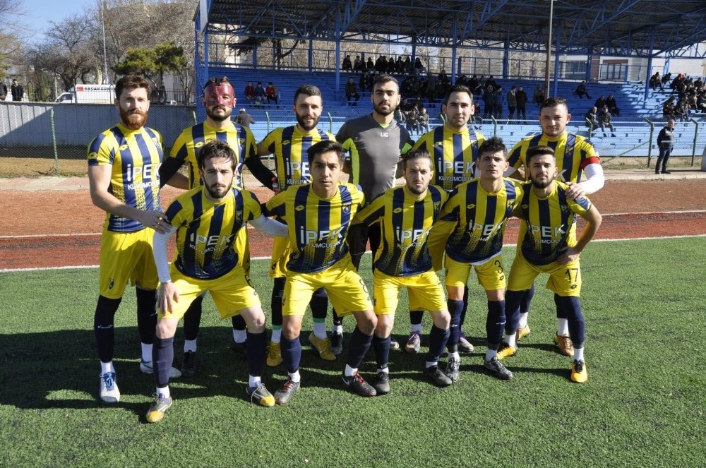 Söğütspor evinde farklı kazandı 