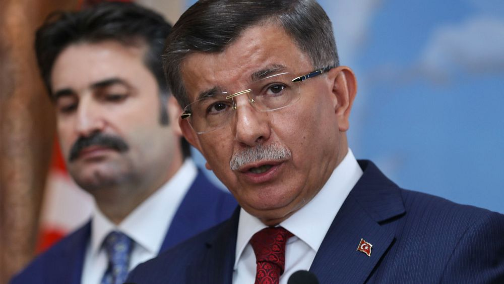 Şok Davutoğlu iddiası! Kulağı delik o isim böyle duyurdu