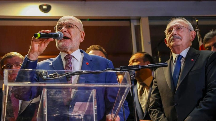 Şok eden iddia! Erdoğan konuşmaya başlayınca Saadet Partililer bunu yapmış! CHP’liler şaşıp kalmış