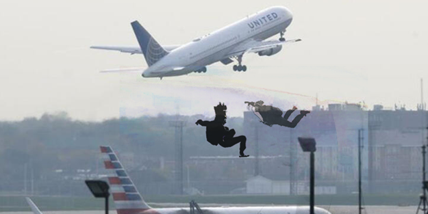 Şok eden olay... Kapıyı açıp hareket eden uçaktan atladılar!