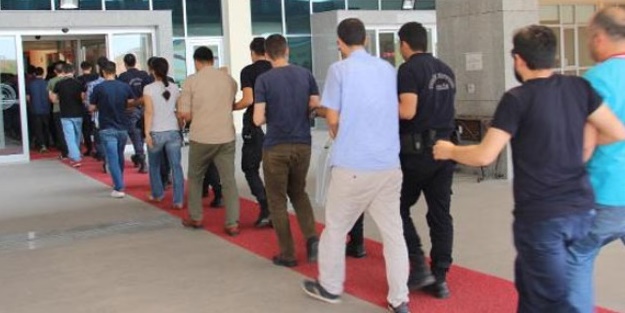 Şok gerçek ortaya çıktı! FETÖ, ‘zeki ve güzel' kadınları...
