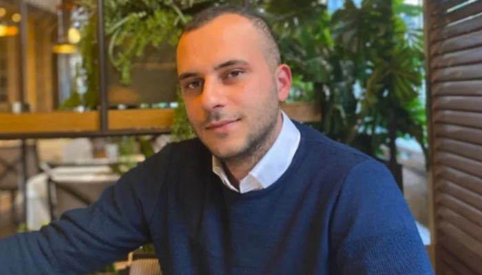 Şok istifa! 'Çakallar dansa devam edebilir' deyip o partiden ayrıldı