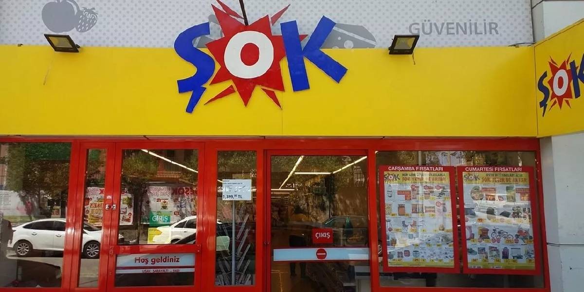 Şok Market’e giden ne alacağını şaşıracak! Bu indirimler saç baş kavga çıkarır