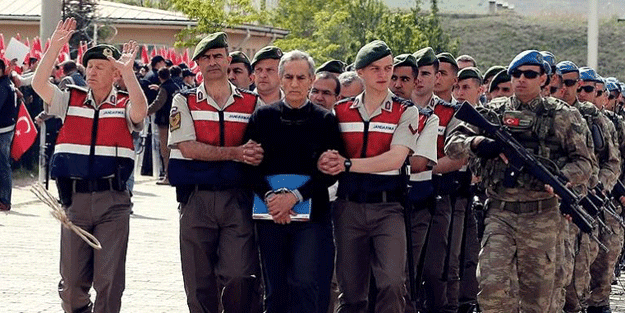 Şok olacaksınız! ‘Bence son gücümüzle bir çıkış yapmak lazım!’