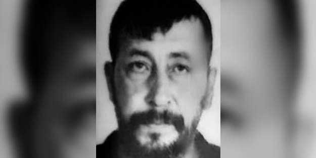 Sokağa atılmış koltukta oturur halde ölü bulundu!