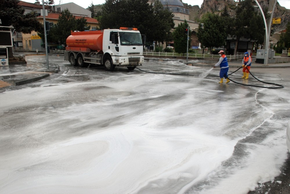 Sokağa çıkma kısıtlamasını fırsata çevirdiler 