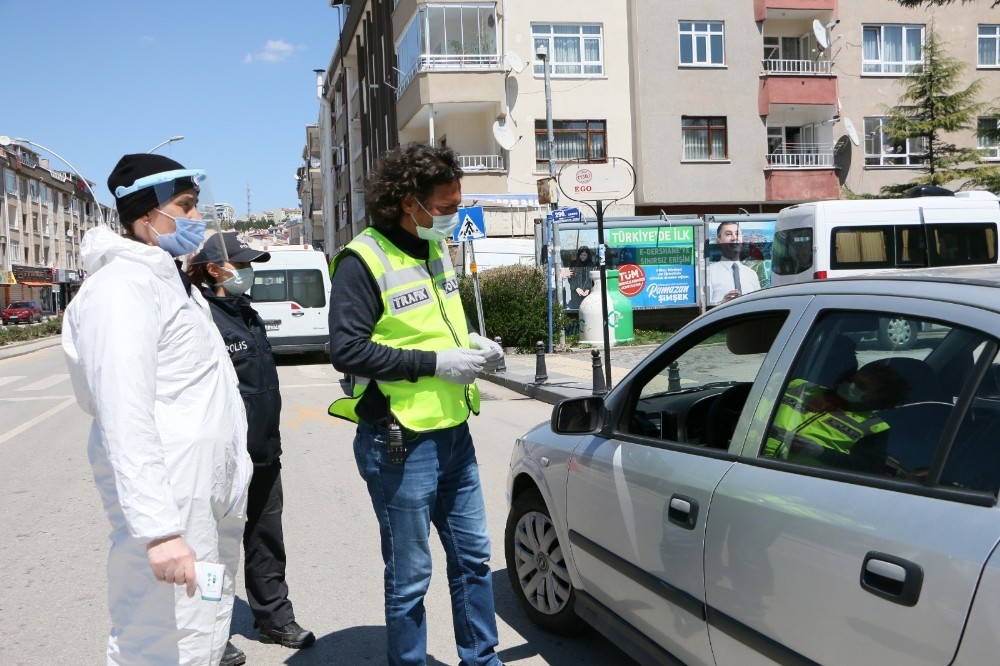 Sokağa çıkma kısıtlamasının 2. haftası Gölbaşı’nda sorunsuz geçiyor 