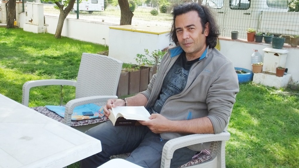 Sokağa çıkma yasağı kitap okuyanların sayısını artırdı 