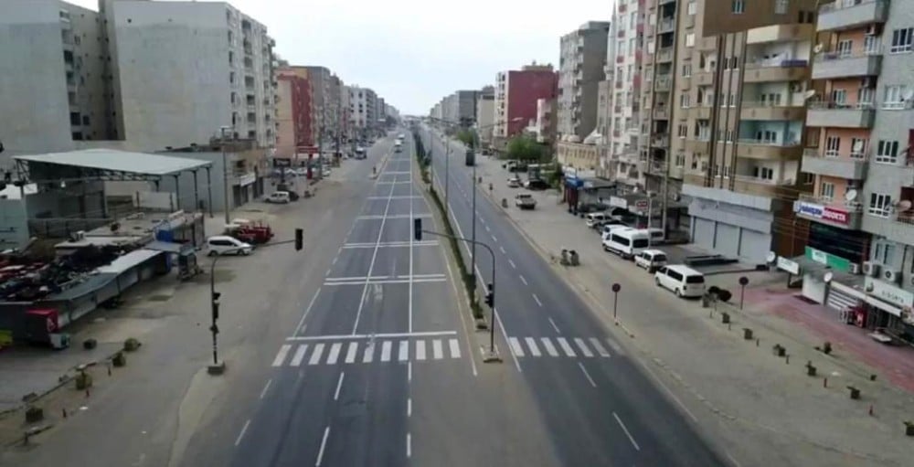 Sokağa çıkma yasağı sonrası tarihi İpek Yolu boş kaldı 