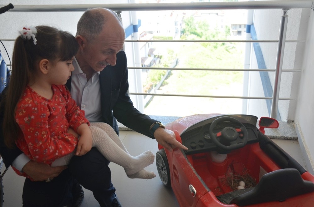 Sokağa çıkmamak için öyle bir nedeni var ki 