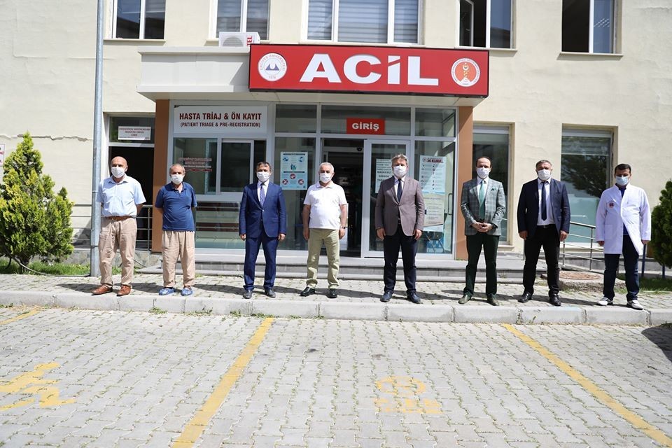 Sokak hayvanlarına yardımda belediye-üniversite işbirliği 
