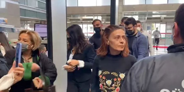 Sokak köpekleriyle ilgili paylaşımı dikkat çeken Yıldız Tilbe ifade verdi