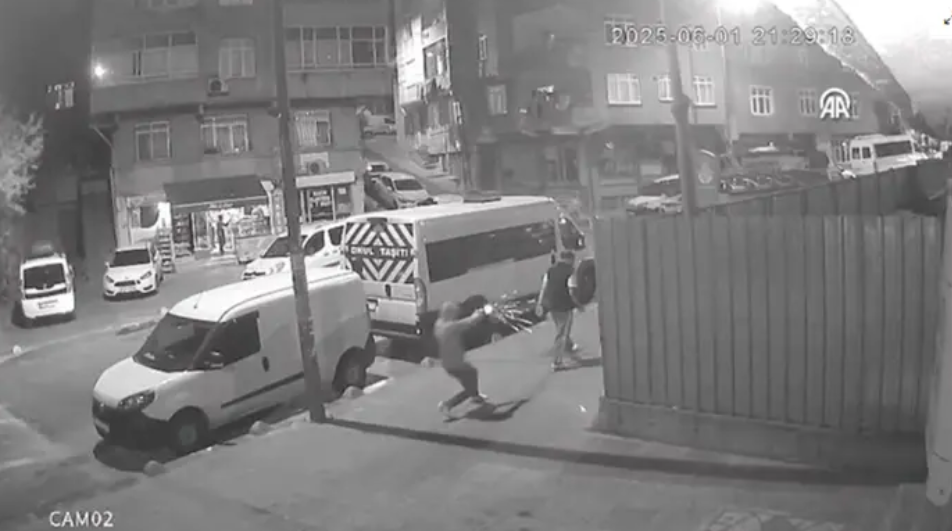 Sokak ortasında kanlı pusu! Takip etti, kurşun yağdırdı