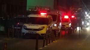 Sokak ortasında silahlı çatışma! Ortalık savaş alanına döndü: Çok sayıda yaralı var