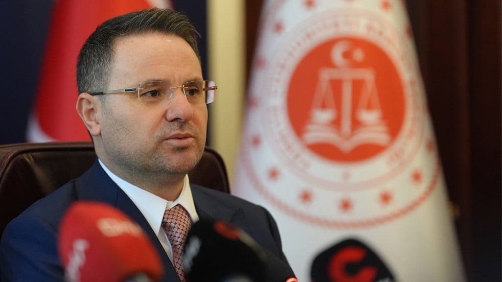 "Sokaklar güvende" operasyonu! Adalet Bakanı Gürlek’ten açıklama geldi