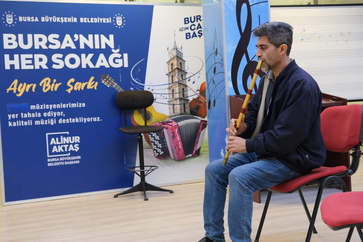 Sokakların tescilli müzisyenleri