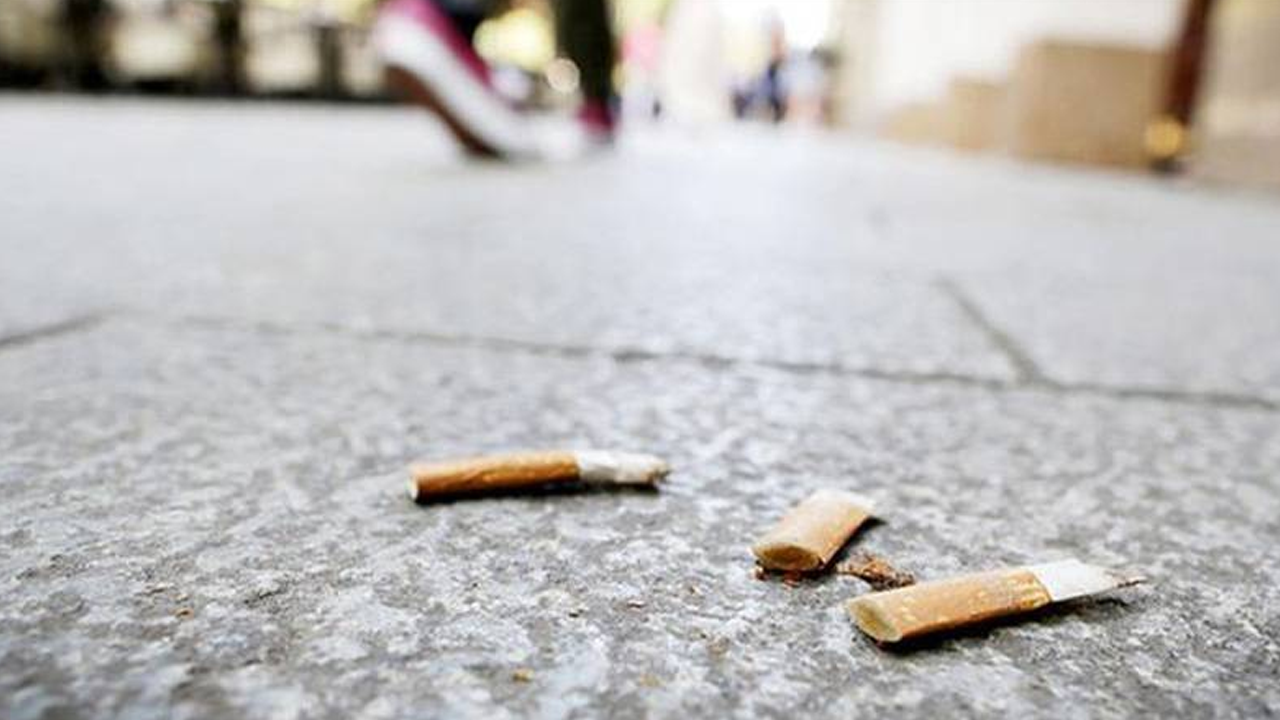 Sokakta Bulduğu Sigara İzmaritlerini Yutan Adam Doktorları Hayrete Düşürdü