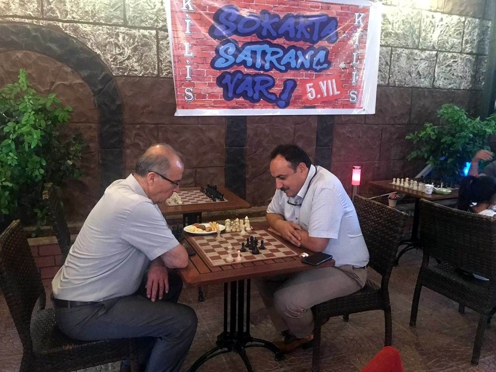 “Sokakta Satranç Var” projesi 