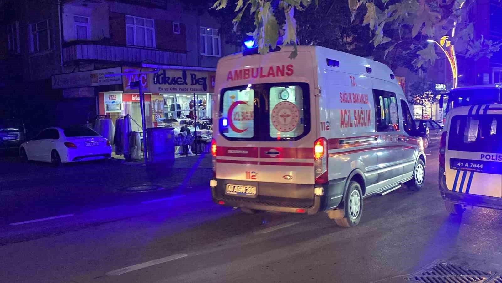 Sokakta yürürken bacağından vuruldu