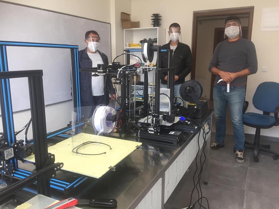 Söke Bilim ve Sanat Merkezi koruyucu siper üretti 