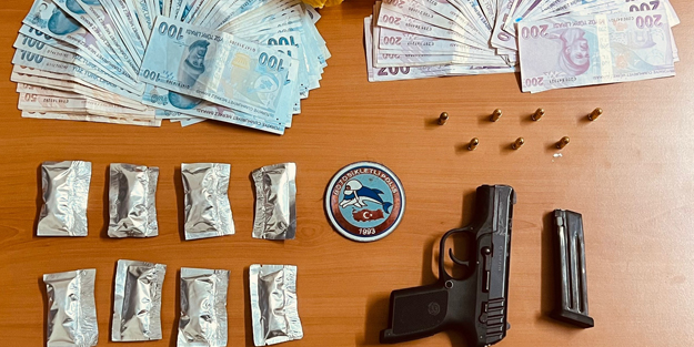 Şoke eden uyuşturucu düzeneği! Polisin dikkati ortaya çıkardı