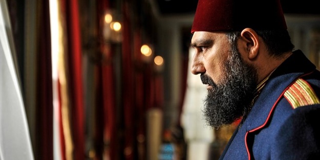 Şoke etti: Payitaht Abdülhamid'de Ahmed Celaleddin Paşa'dan büyük ihanet!