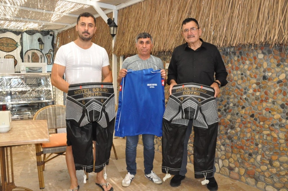 Sökeli Başpehlivan ve oğullarına Didim Belediyespor’dan destek 