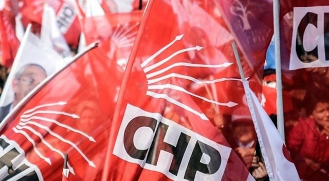 Sol grup ve ulusalcı blok arasında rekabet kızıştı