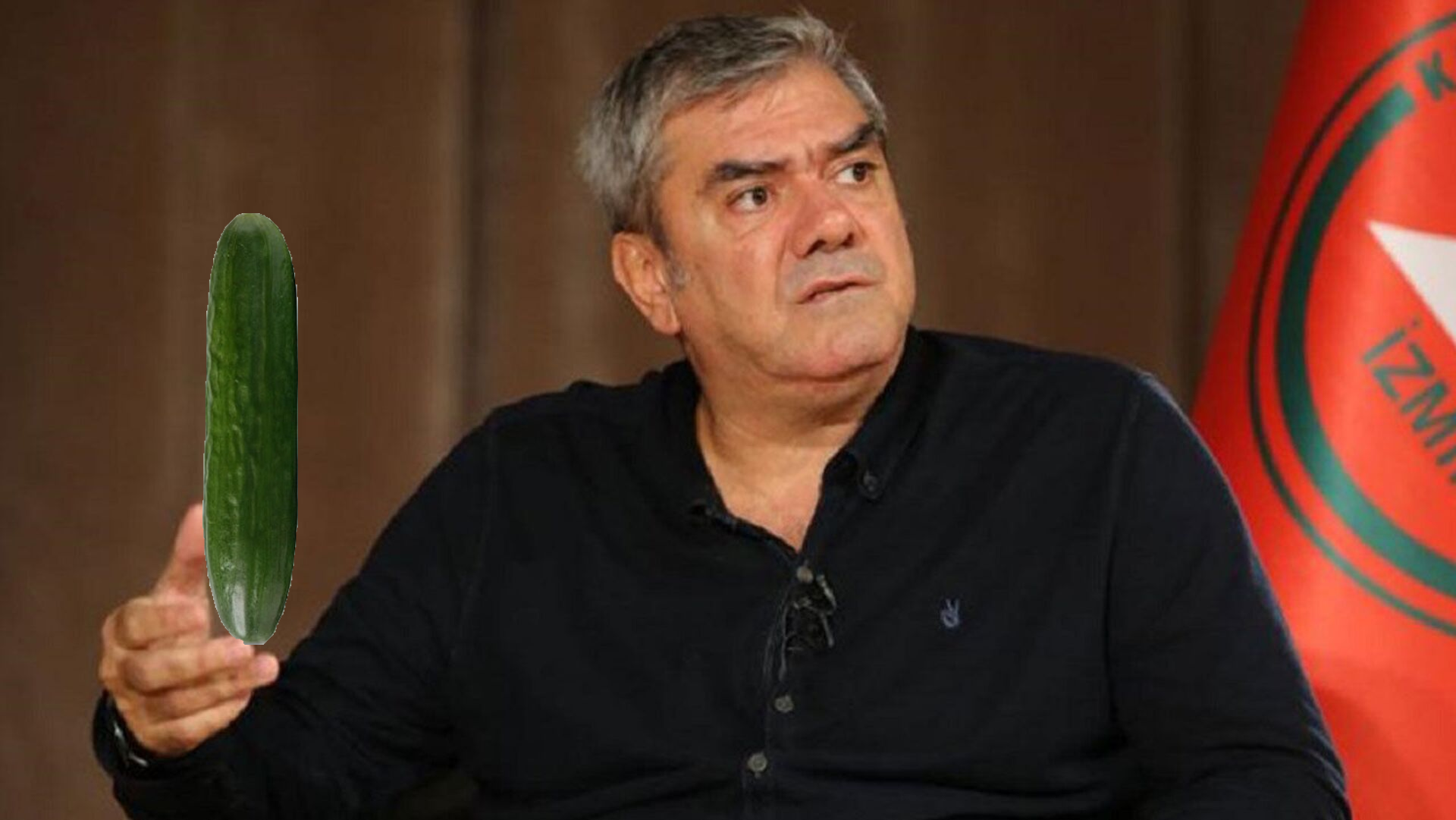 Solaklar fena kapıştı! Yılmaz Özdil'e 