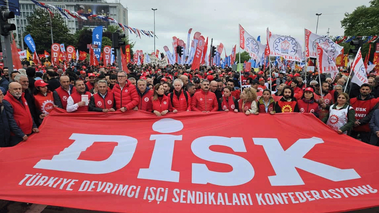 Solcu DİSK'in keyfi için Türk-İş üyeleri kurban edildi!