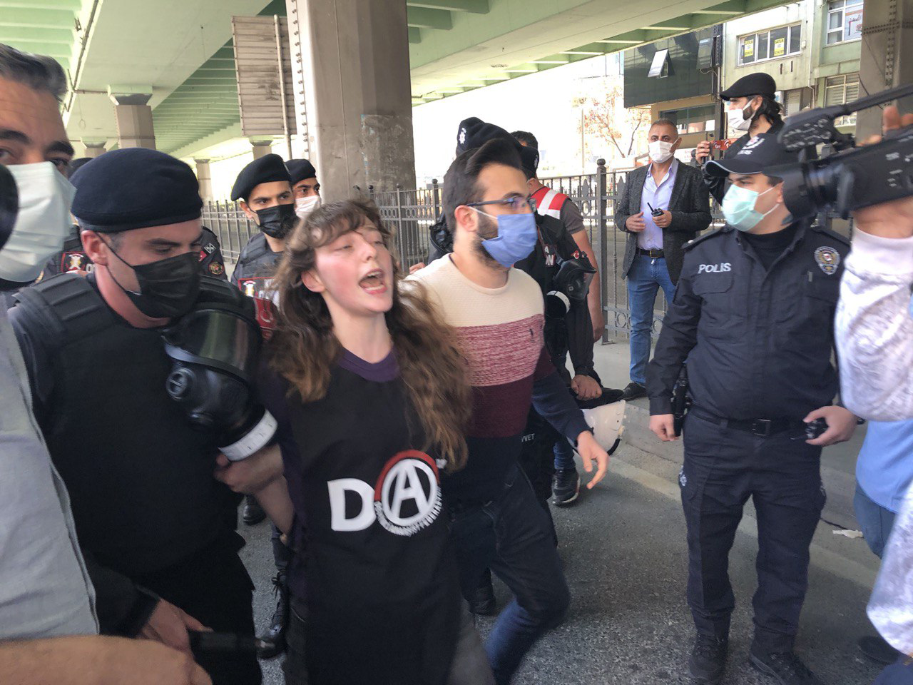 Solcu örgütte taciz ve dayak skandalı