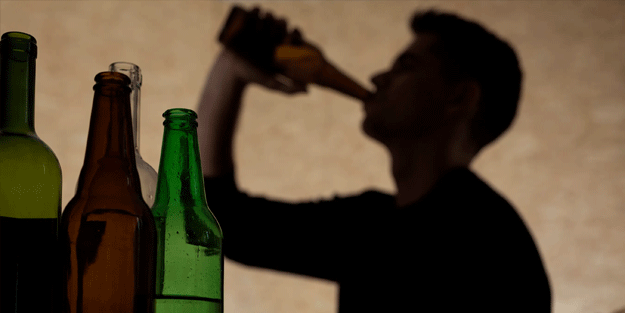 Solcuların derdine bakın! ‘Asgari ücretli içki içemez’ üzüntüsü