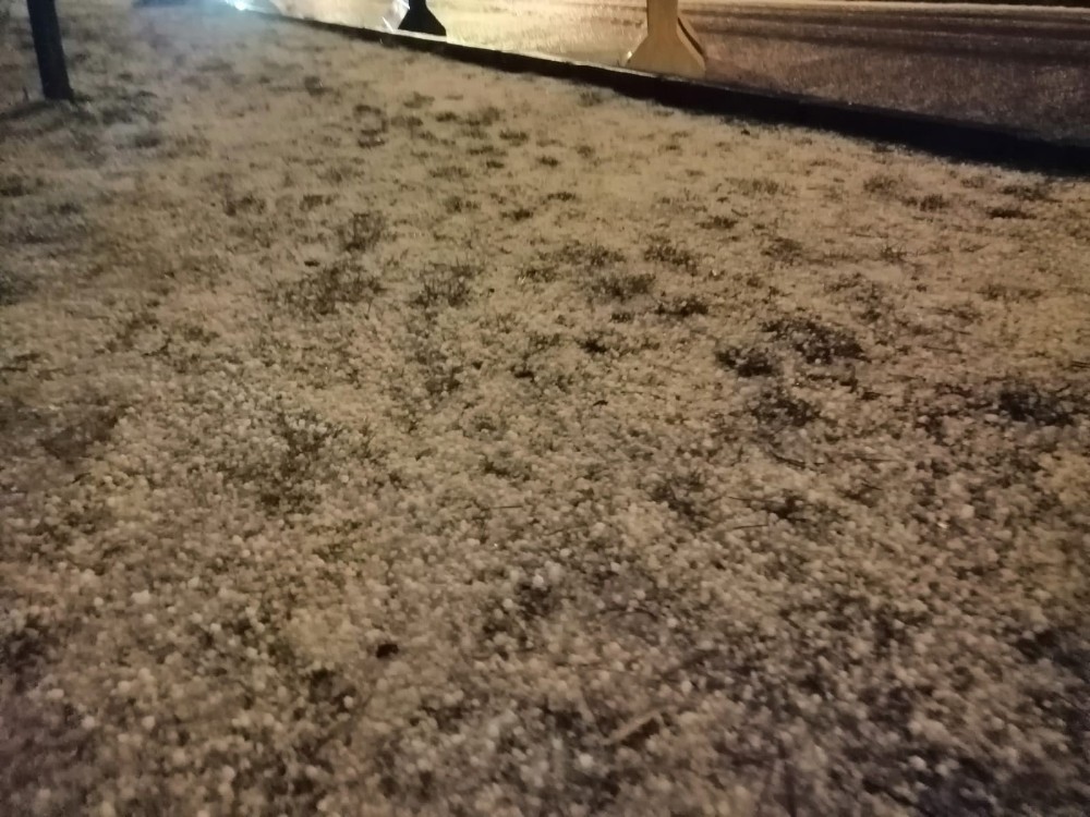 Solhan’da dolu etkili oldu 