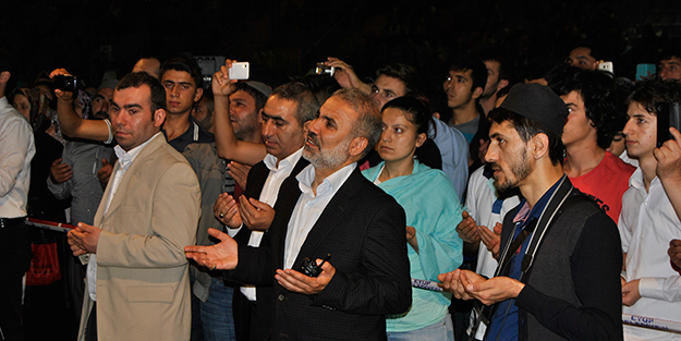 Soma için eller semaya kalktı