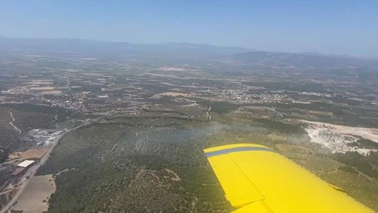 Soma'da korkutan yangın: Havadan ve karadan müdahale devam ediyor