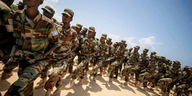 Somali'de çiftçileri öldüren Afrika Birliği askerlerine 39'ar yıl hapis cezası verildi