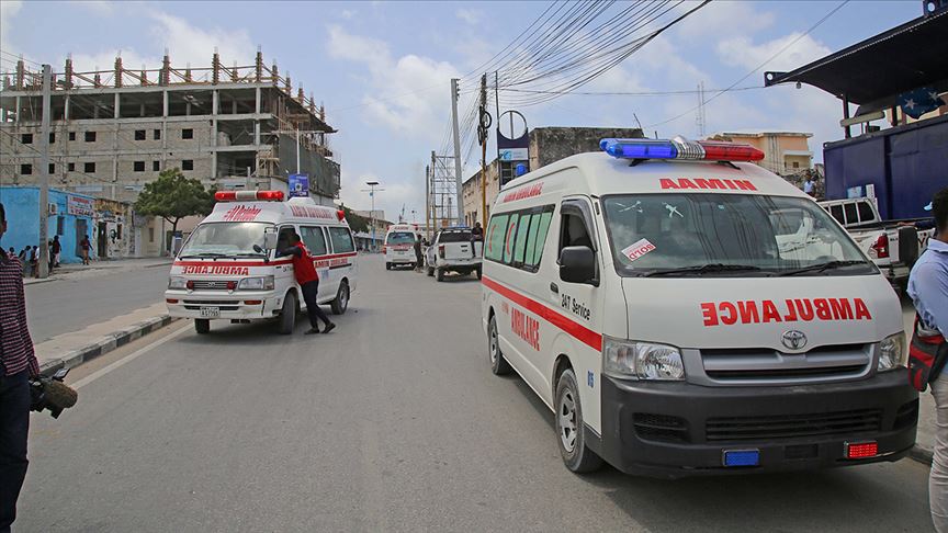 Somali'de Maarif Vakfı'na ait araca bombalı saldırı yapıldı