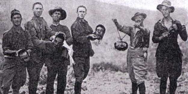 Sömürgeci Fransa yaptığı katliamın hesabını verecek mi? İki ülke arasında gerilim tırmandı