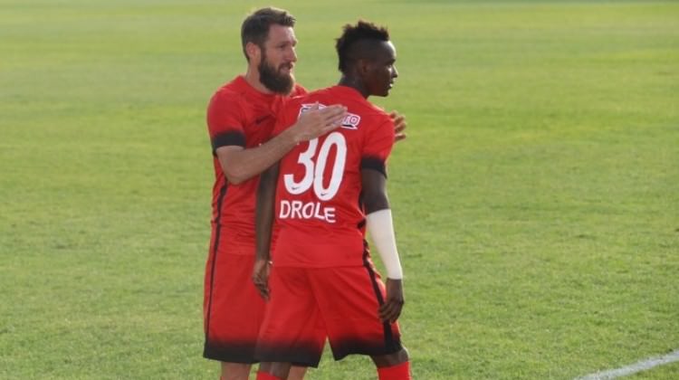 Son 10 dakikada fırtına koptu! Kazanan Ümraniyespor