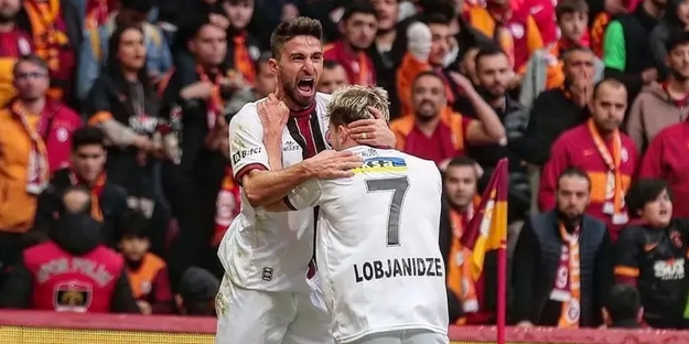 Son aşamaya geldi... Ve Fabio Borini yeni sezondaki adresini resmen duyurdu!