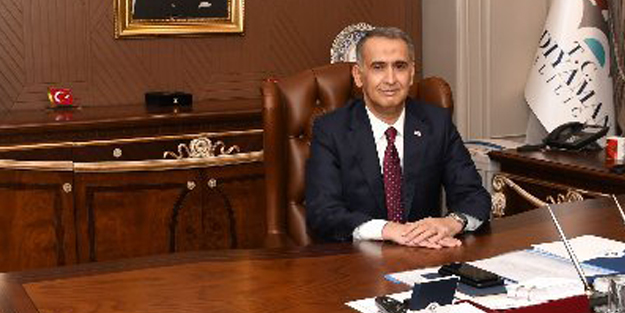 Son dakika... Adıyaman Valisi Mahmut Çuhadar istifa etti