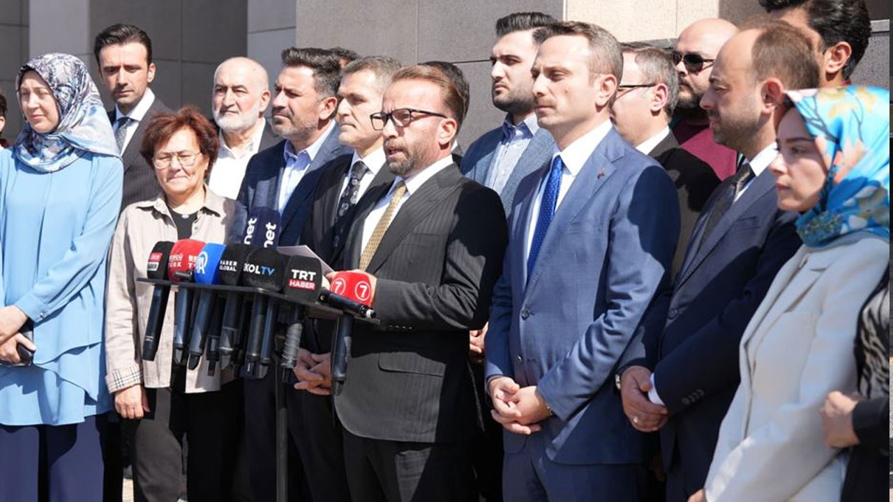 Son dakika! AK Parti’den Özgür Özel hakkında suç duyurusu