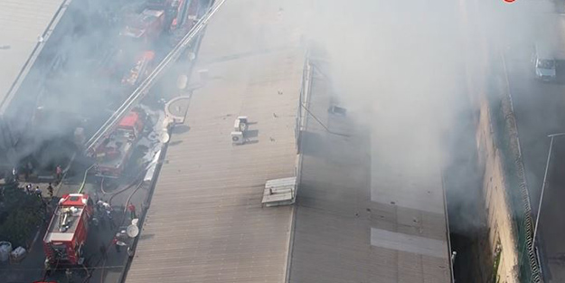 Son dakika! Bağcılar Matbaacılar Sitesi'nde büyük yangın...