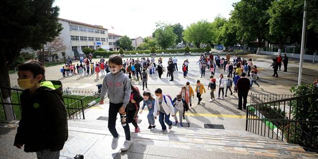 Son dakika! Bakan Özer'den okulların kapatılmasına ilişkin açıklama