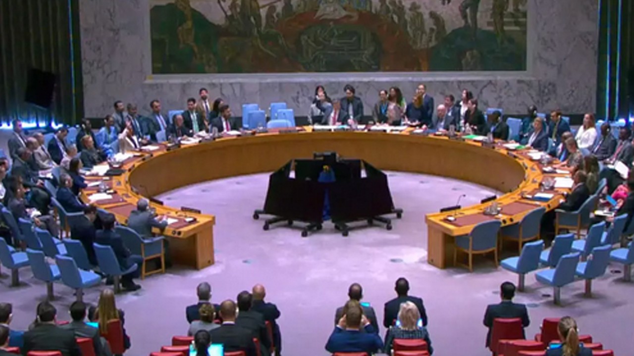 Son dakika: BM Güvenlik Konseyi'nden İran kararı: Yaptırımları yeniden uygulamaya geçirdi...