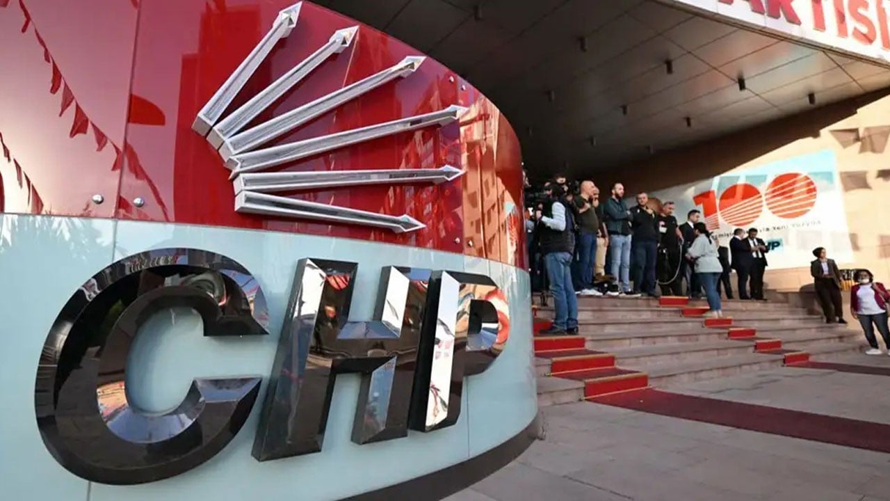 CHP'nin kurultay ceza davasına 100 kişilik 'VIP liste' damga vurdu! Kurultay öncesi 100 kişiye ev dağıtılmış!