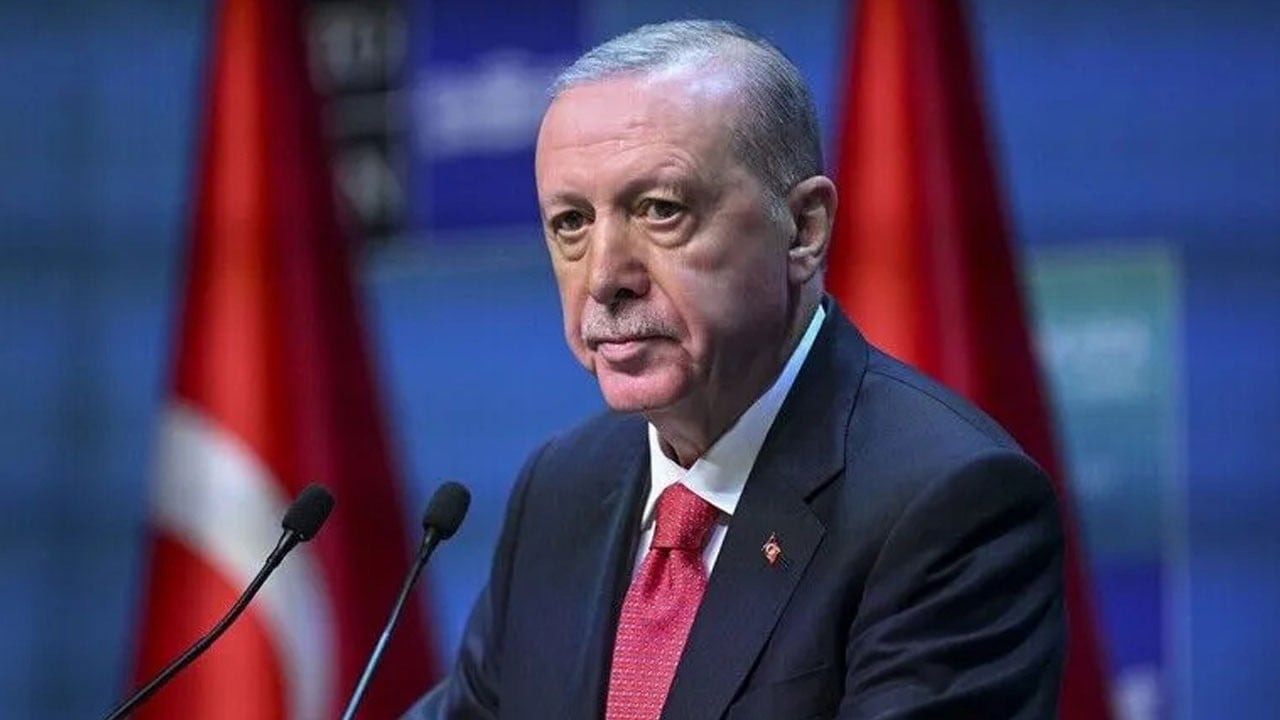 Cumhurbaşkanı Erdoğan'dan FETÖ uyarısı: Hevesleri kursaklarında kalanlar fırsat kolluyor! Tehlike geçmedi