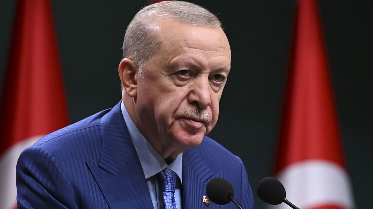 Son dakika! Cumhurbaşkanı Erdoğan’dan fon krizi açıklaması: Milletin malına göz dikenler hesabını verecek!