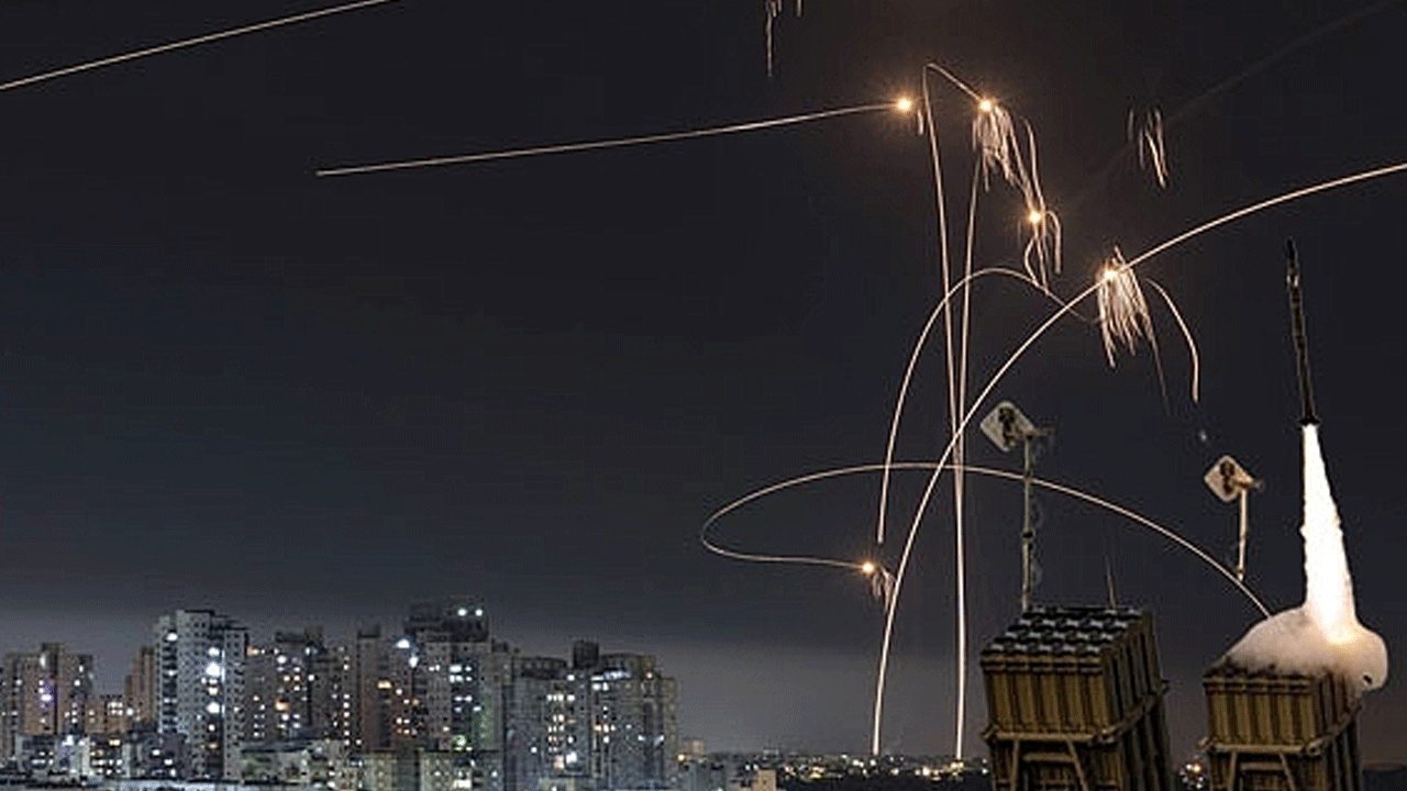 Son dakika! Demir kubbe roketlere yetişemiyor! Hizbullah sabaha karşı tekrar vurmaya başladı